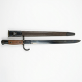 British WW1 SMLE P1907 with Scabbard, includes a 12 inch blade