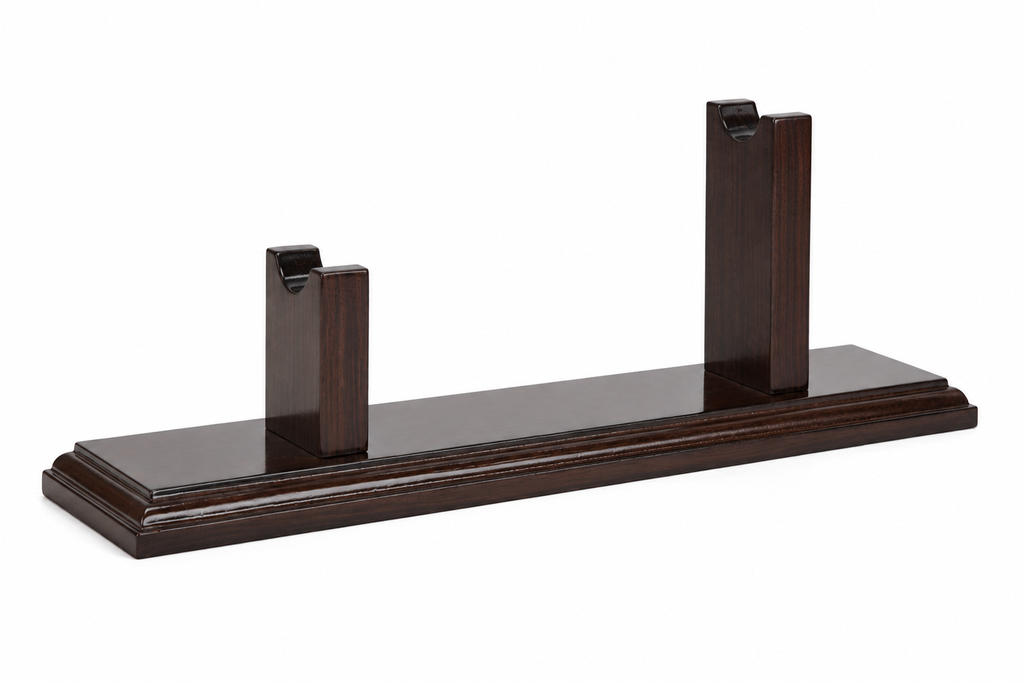 Wooden display stand for pistols