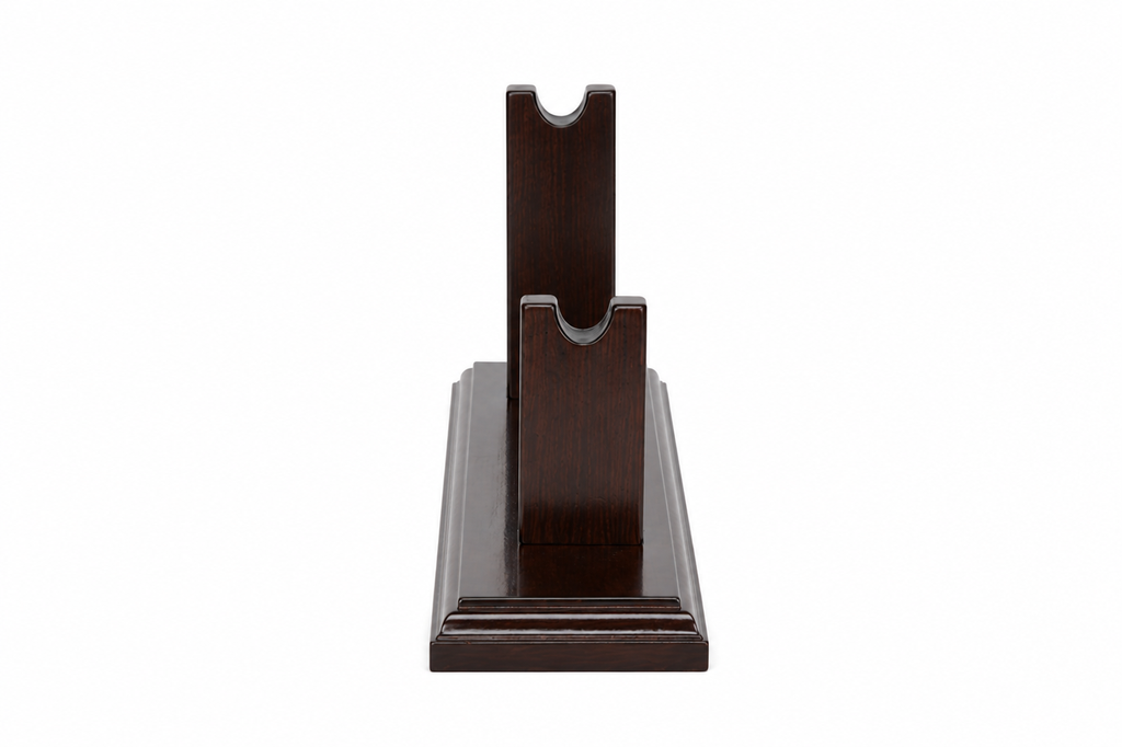 Wooden display stand for pistols